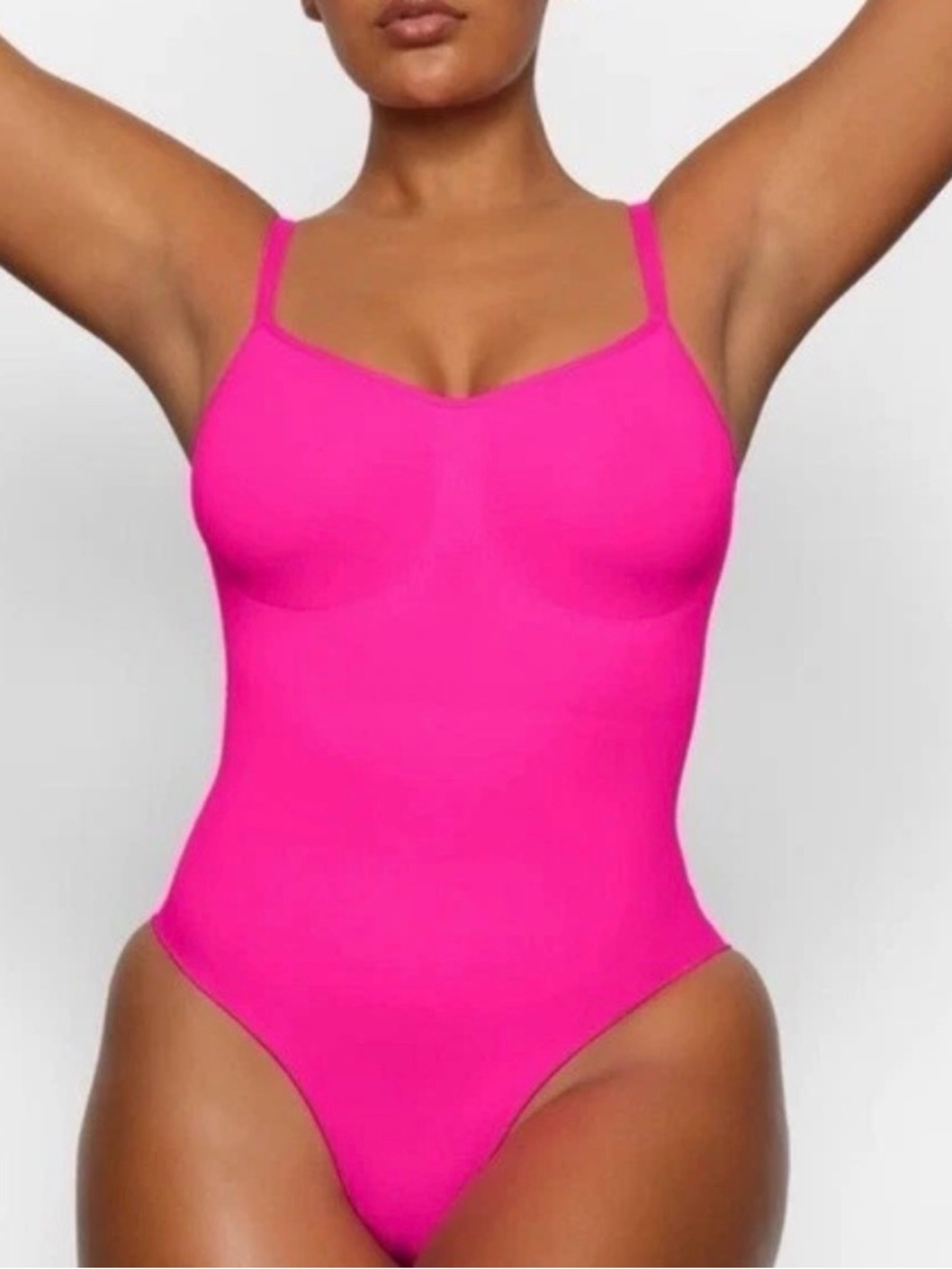 SKIMS SCULPTING BODYSUIT W. SNAPS | FLAMINGO